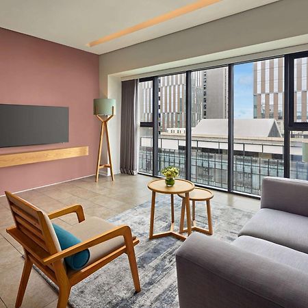 Novotel Living Saigon South Ho Si Minh-város Kültér fotó