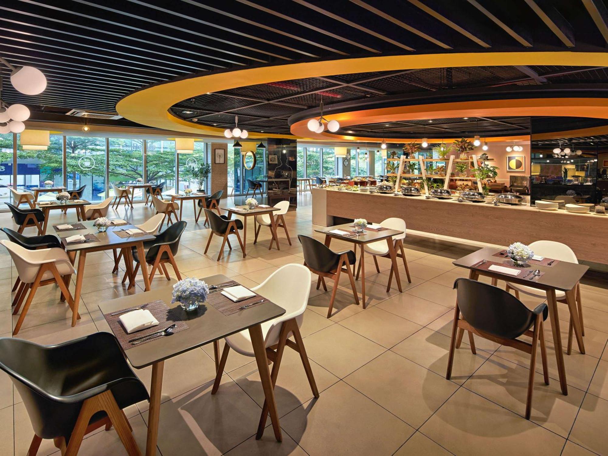 Novotel Living Saigon South Ho Si Minh-város Kültér fotó