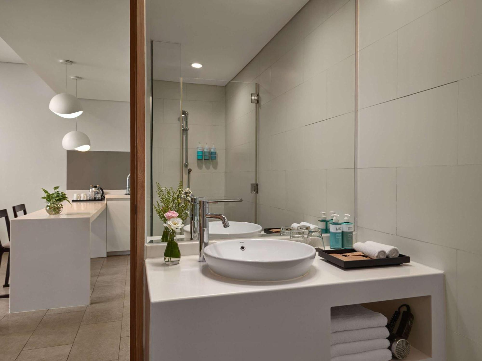 Novotel Living Saigon South Ho Si Minh-város Kültér fotó
